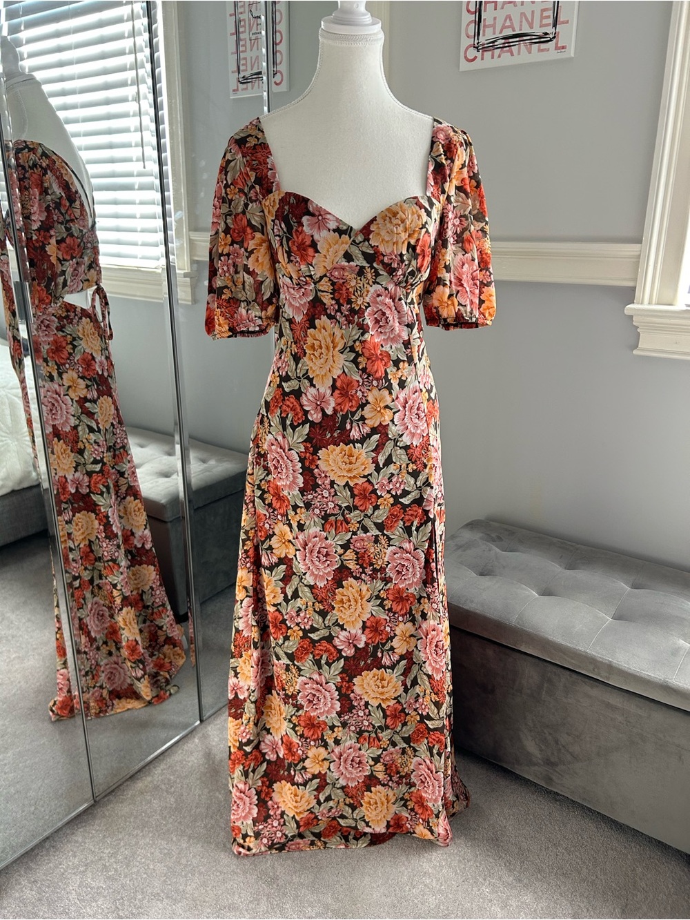 Showpo Lori Floral Maxi Dress Size 8 - Picture 5 of 6